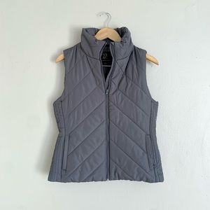 New York & Company Grey Puffy Winter Vest with Pockets